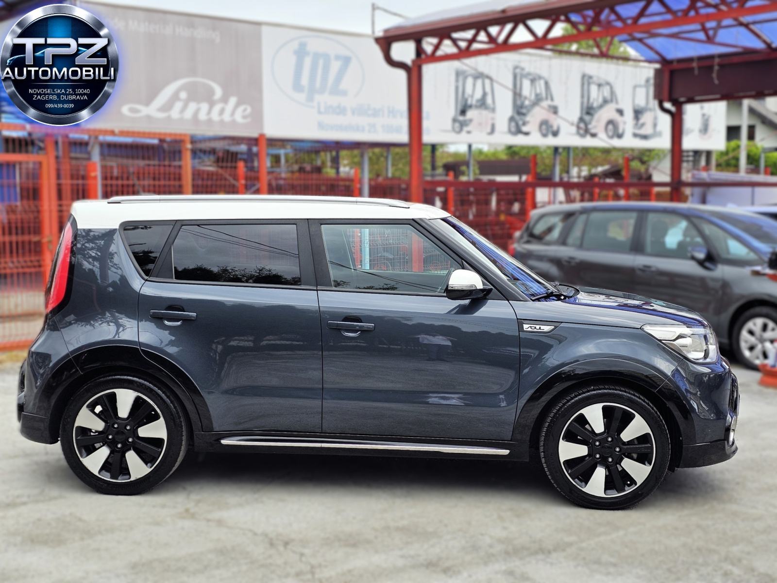 KIA*SOUL*1.6 CRDI-135KS*AUTOMATIC*PREMIUM*KAMERA*NAVI*ALU"18*10990E, fotografija 6