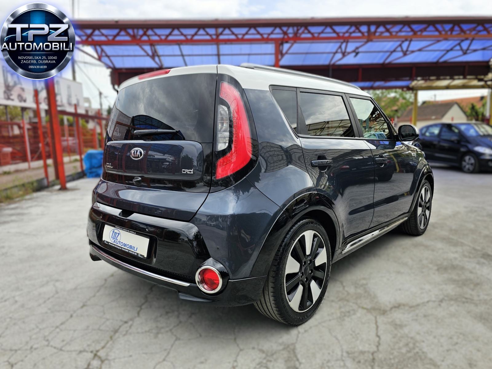 KIA*SOUL*1.6 CRDI-135KS*AUTOMATIC*PREMIUM*KAMERA*NAVI*ALU"18*10990E, fotografija 7