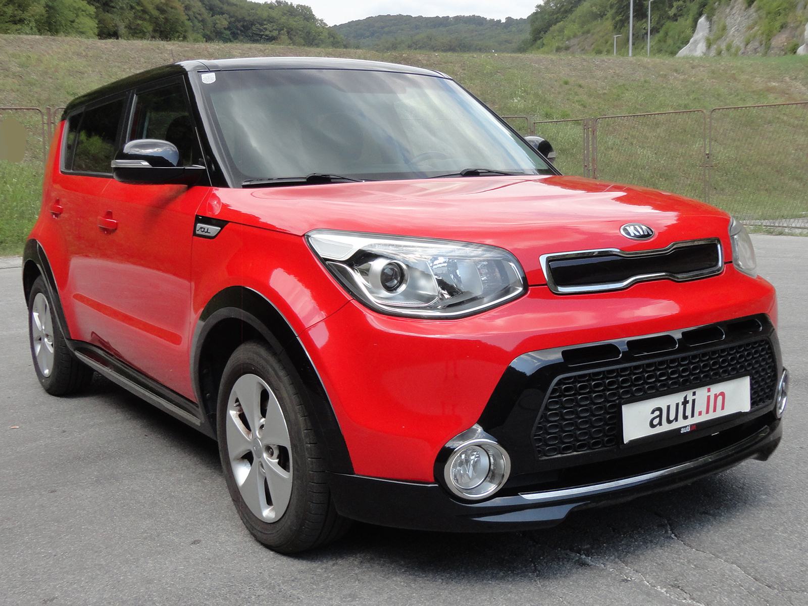 Kia Soul 1,6 CRDi 20 Jahre Edition Navi Alu Kamera Izvrsna, fotografija 3