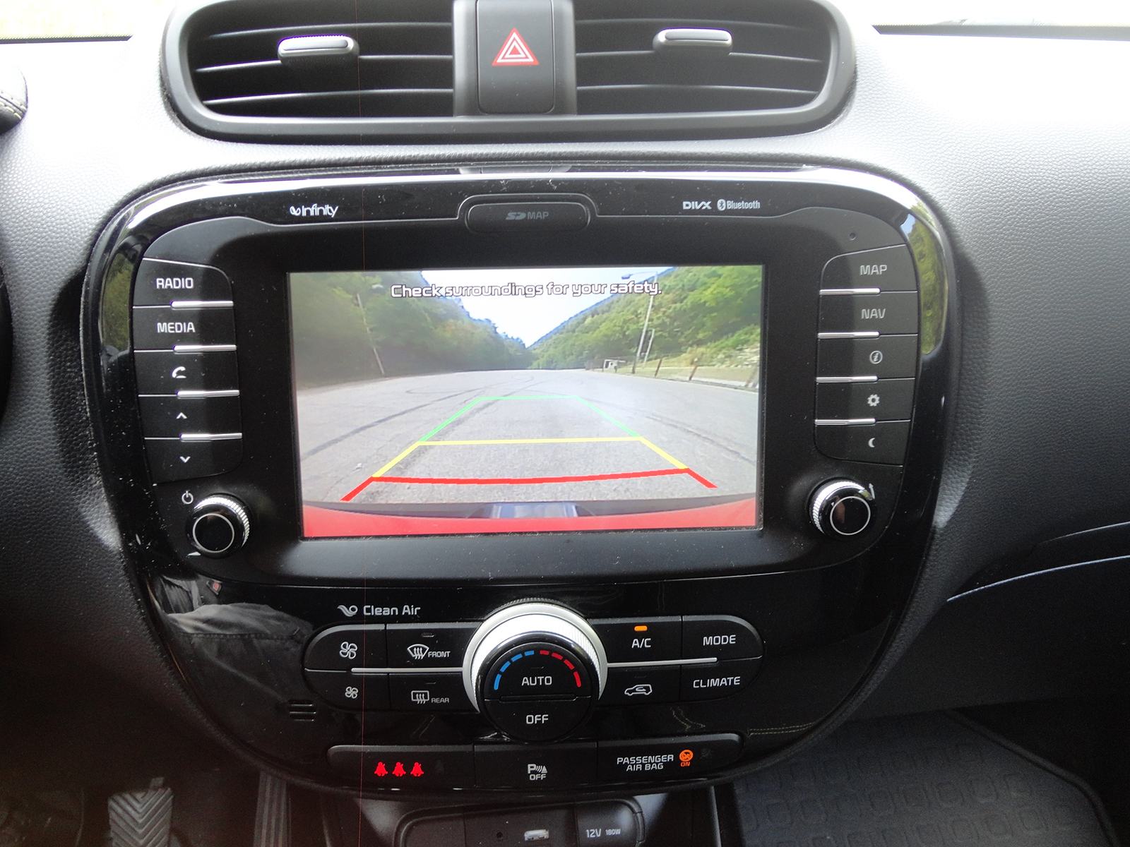 Kia Soul 1,6 CRDi 20 Jahre Edition Navi Alu Kamera Izvrsna, fotografija 11