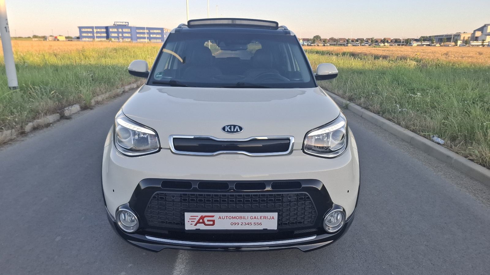 Kia Soul 1,6 CRDi PANORAMA**KAMERA**NAVIGACIJA, fotografija 2