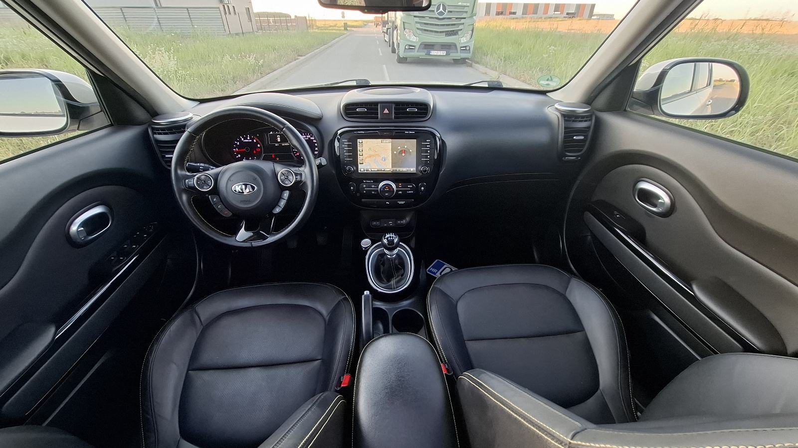 Kia Soul 1,6 CRDi PANORAMA**KAMERA**NAVIGACIJA, fotografija 11