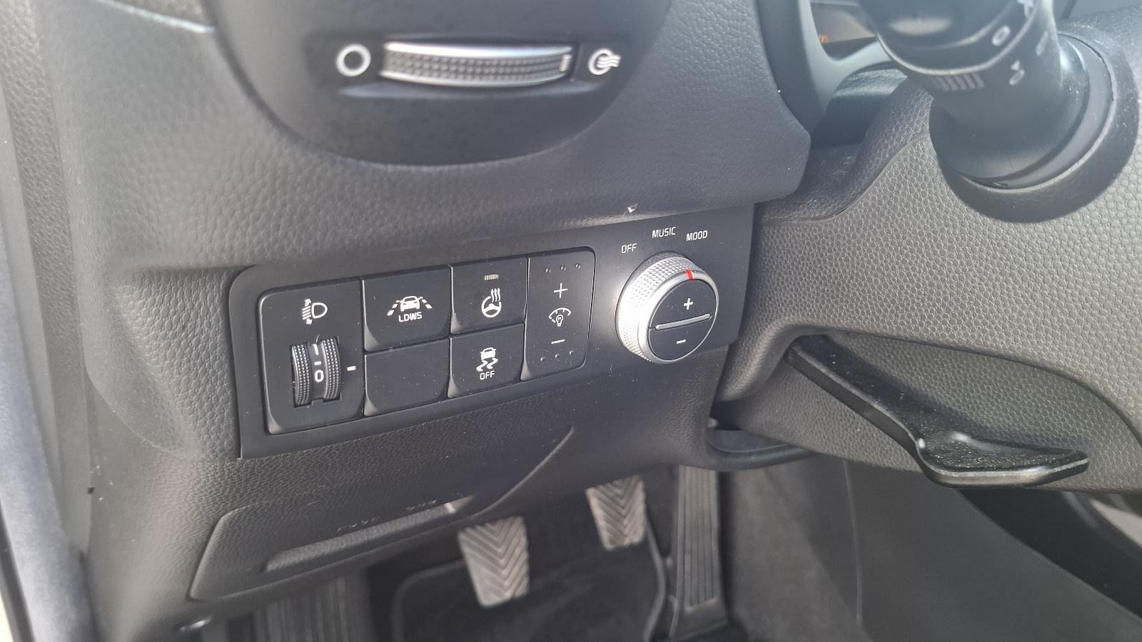 Kia Soul 1,6 CRDi PANORAMA**KAMERA**NAVIGACIJA, fotografija 16