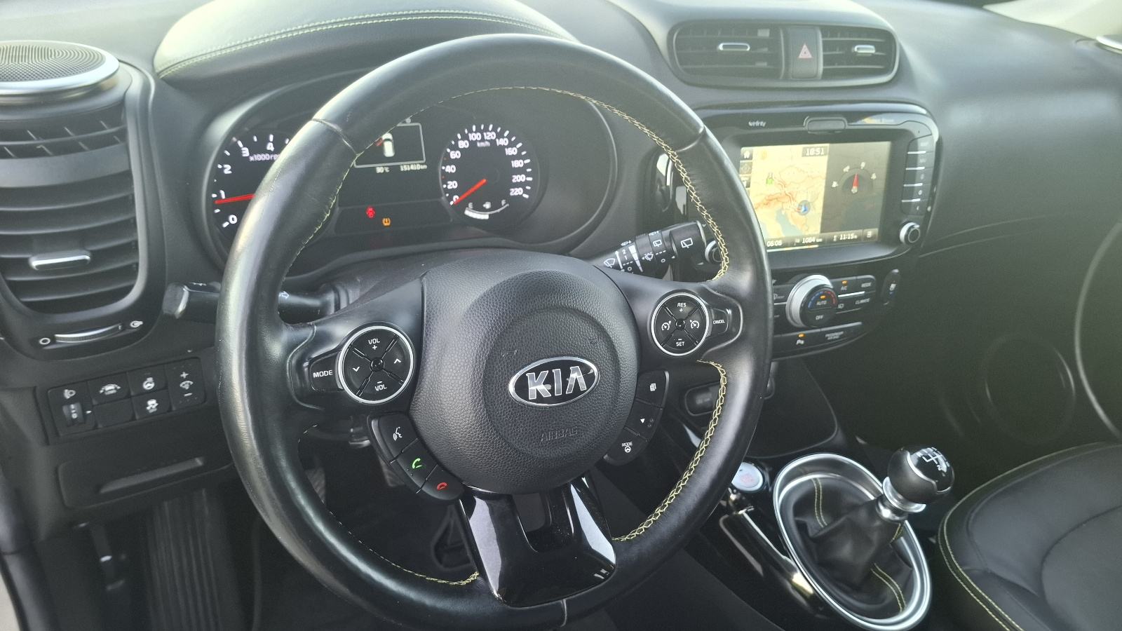 Kia Soul 1,6 CRDi PANORAMA**KAMERA**NAVIGACIJA, fotografija 19