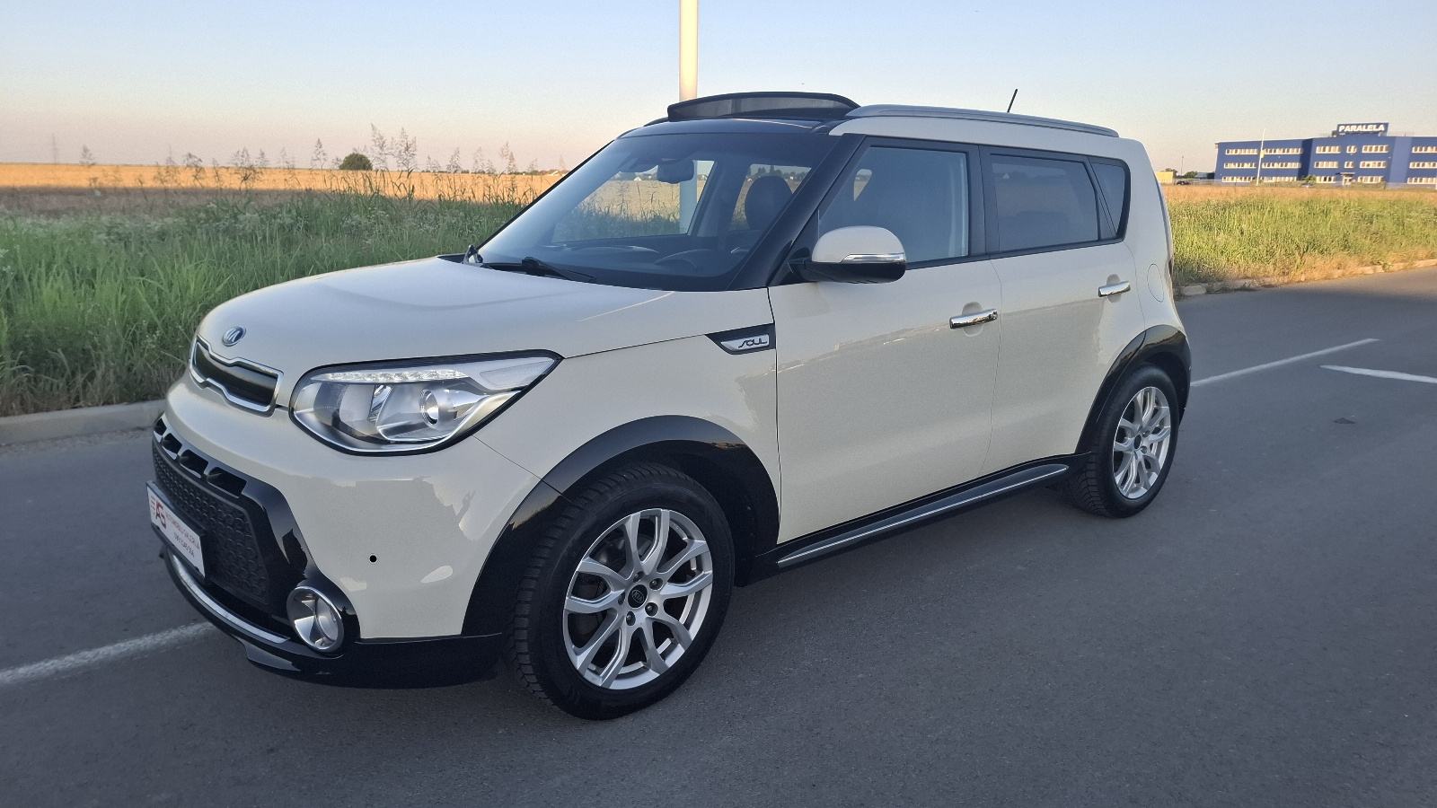 Kia Soul 1,6 CRDi PANORAMA**KAMERA**NAVIGACIJA, fotografija 9