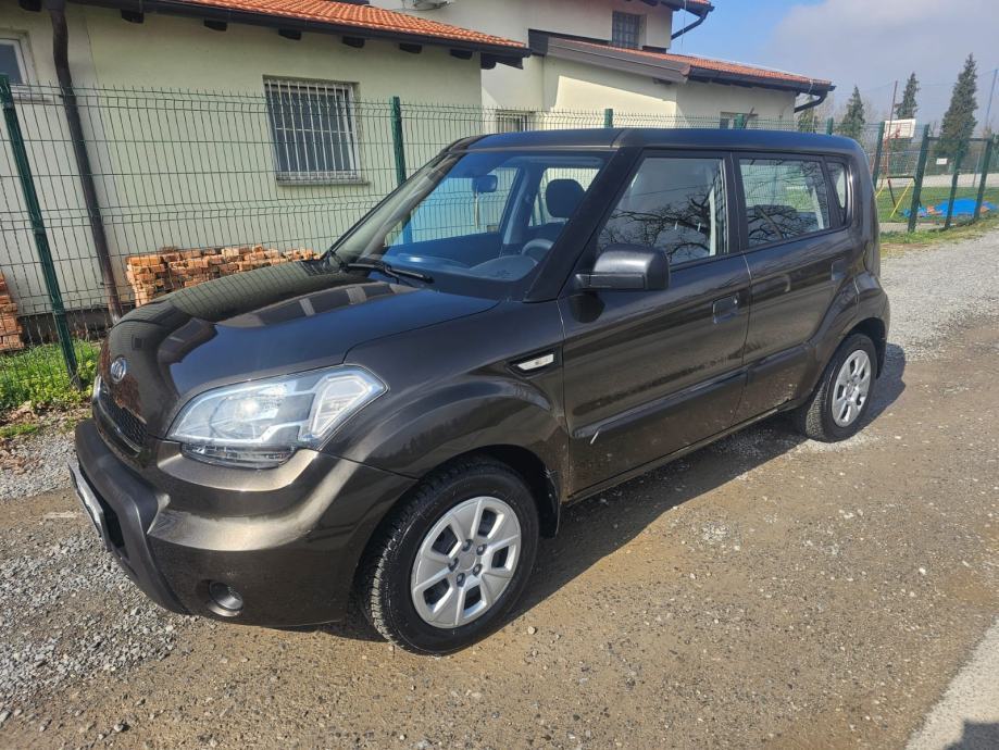 Kia Soul 1,6 CRDi, fotografija 16