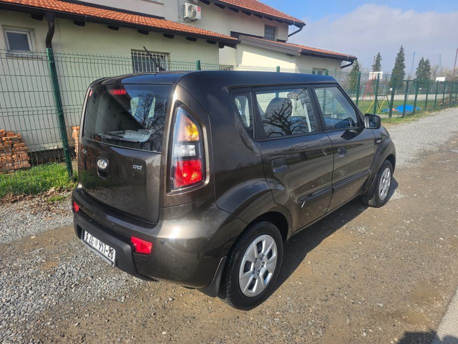 Kia Soul 1,6 CRDi, fotografija 11