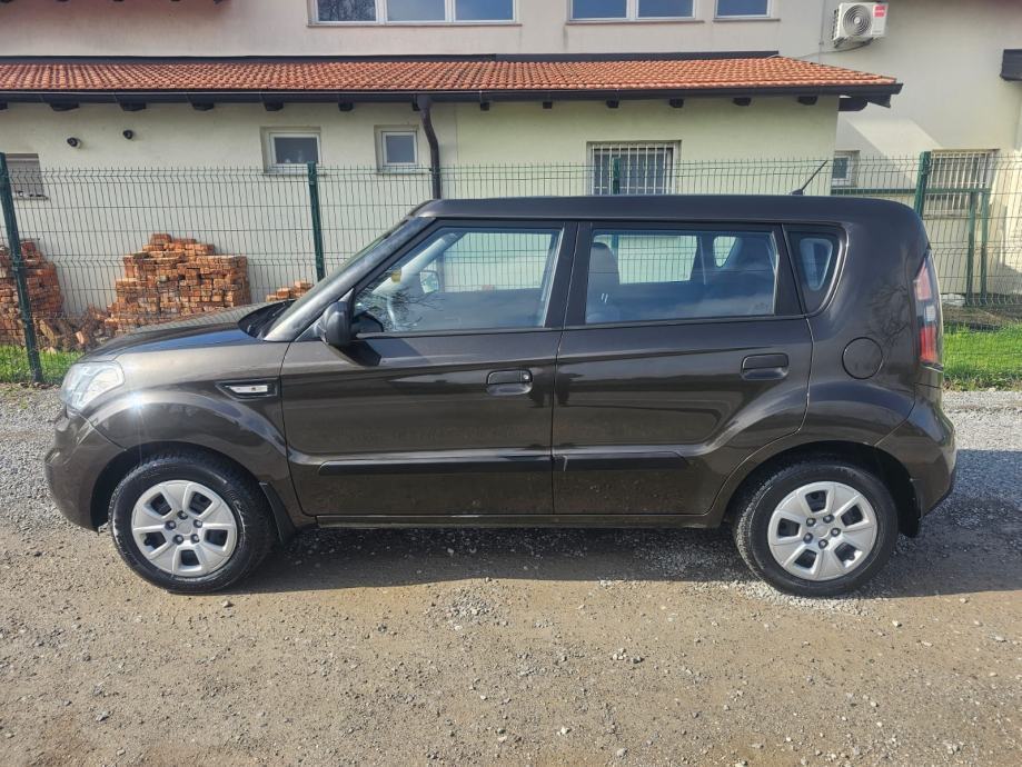 Kia Soul 1,6 CRDi, fotografija 7