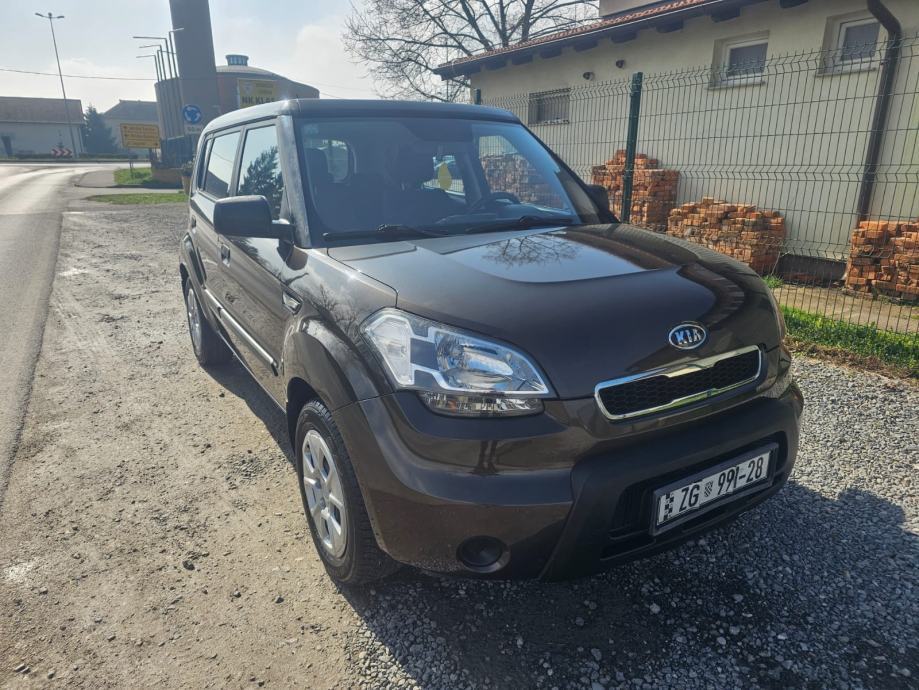 Kia Soul 1,6 CRDi, fotografija 14
