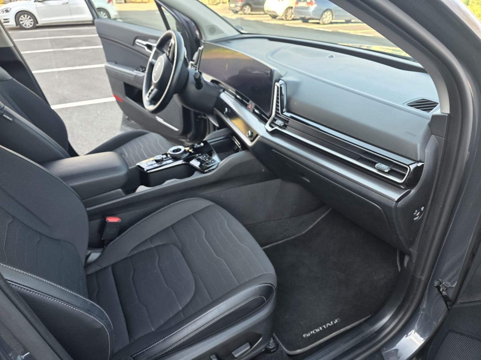 Kia Sportage 1.6 automatik, fotografija 15
