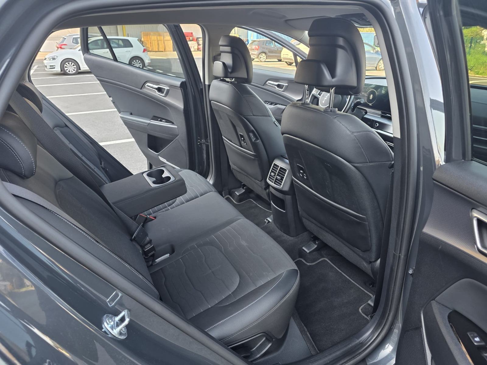 Kia Sportage 1.6 automatik, fotografija 19