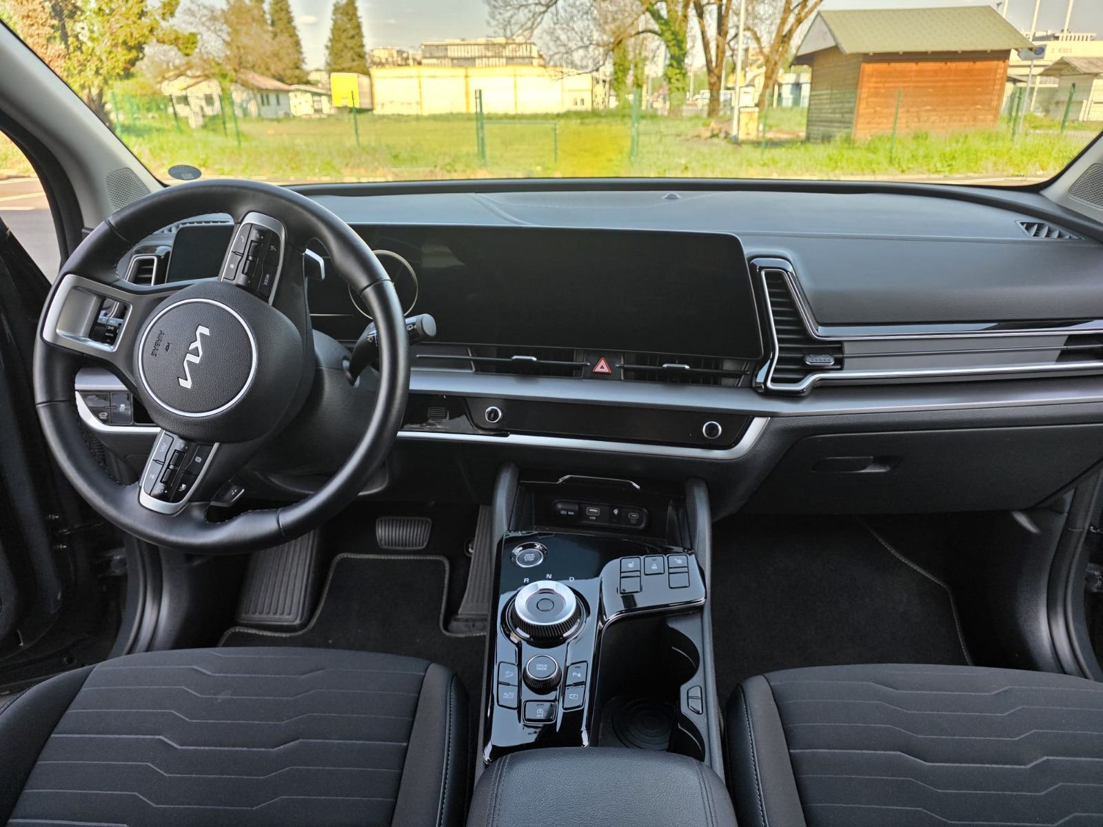 Kia Sportage 1.6 automatik, fotografija 12