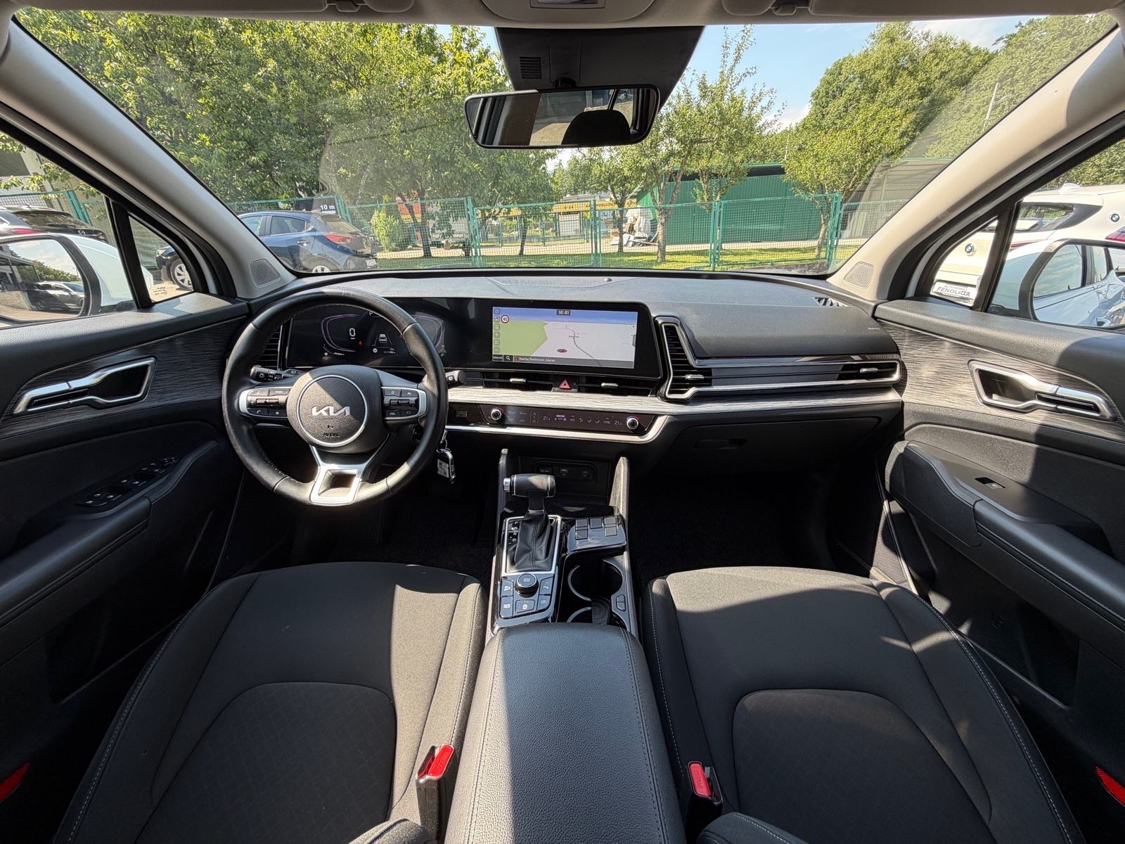Kia Sportage 1.6 CRDI AUTOMATIK,JAMSTVO,KAMERA,RADAR,LED,U PDV-U!, fotografija 8