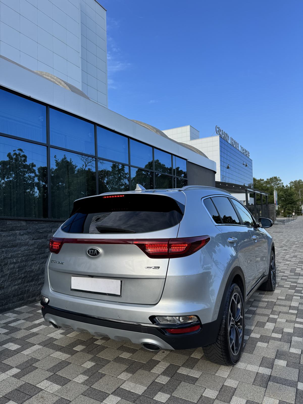 Kia Sportage 1,6 automatik, fotografija 9