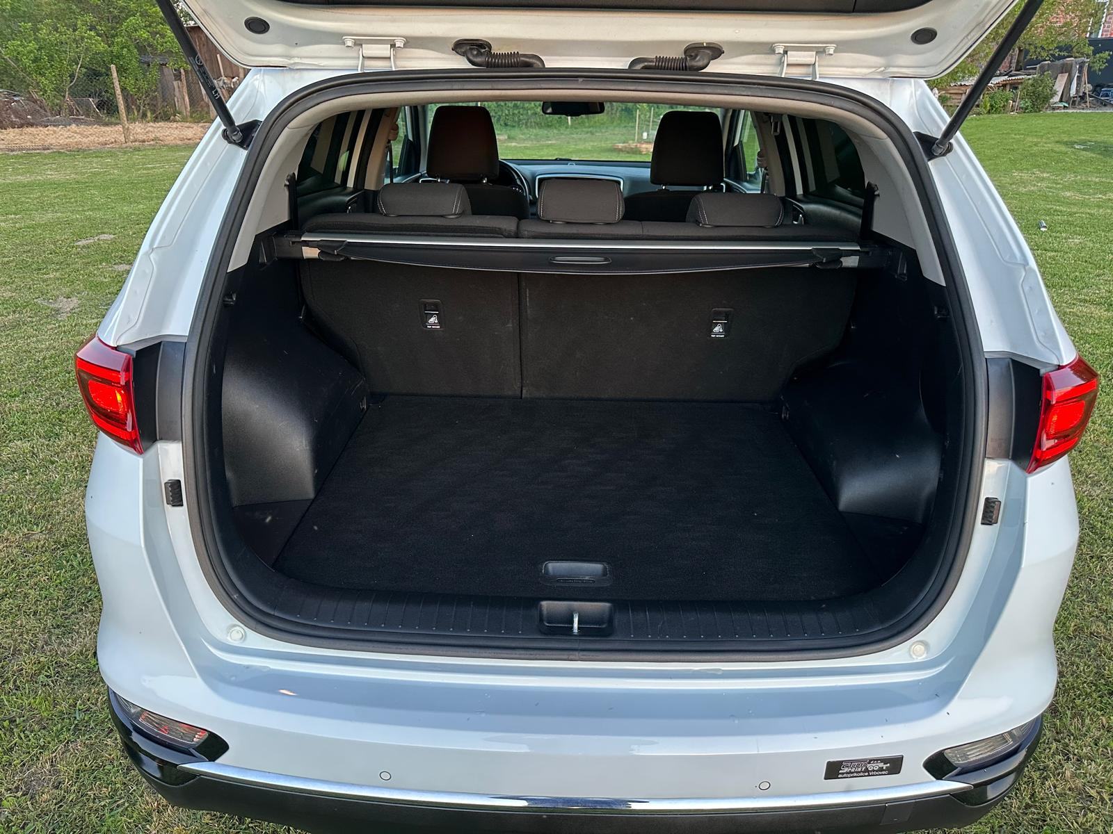 Kia Sportage 1,6 CRDi,2020 god.63.500km,prvi vlasnik,17.900€, fotografija 6