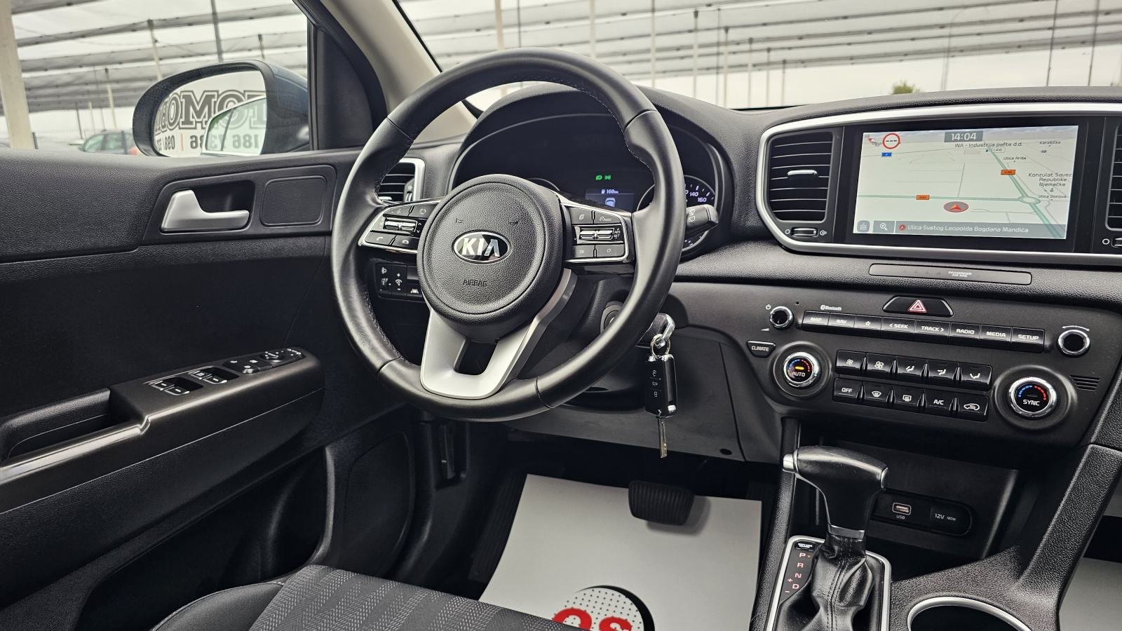 Kia Sportage 1,6 CRDi,AUTOMATIC,CLIMATRONIC,NAVI,KAMERA,ALU,TEMPOMAT, fotografija 16