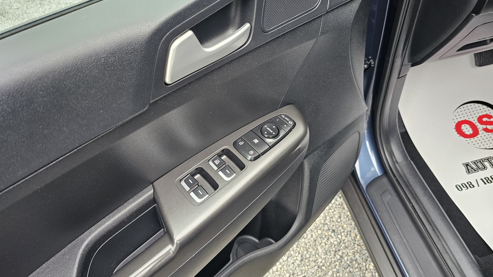 Kia Sportage 1,6 CRDi,AUTOMATIC,CLIMATRONIC,NAVI,KAMERA,ALU,TEMPOMAT, fotografija 20
