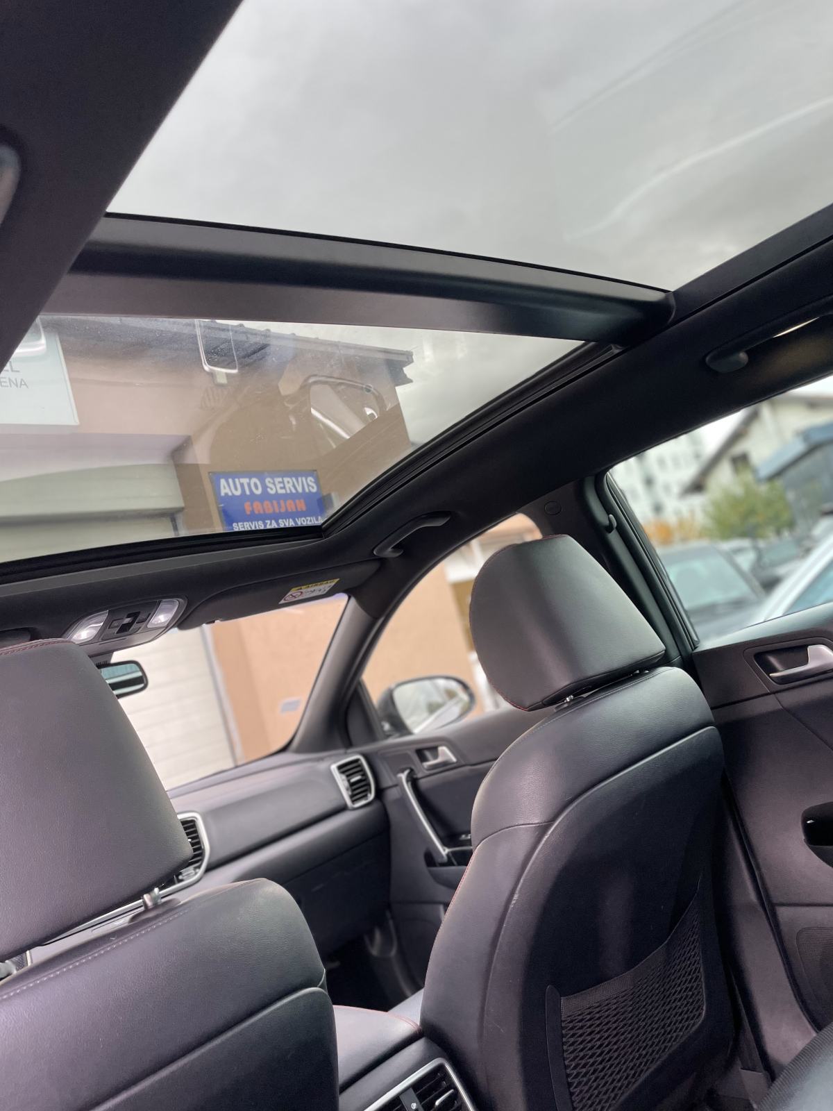 Kia Sportage 1,6 CRDi automatik GT LINE PANO,NAVI,KAMERA..FACELIFT, fotografija 15
