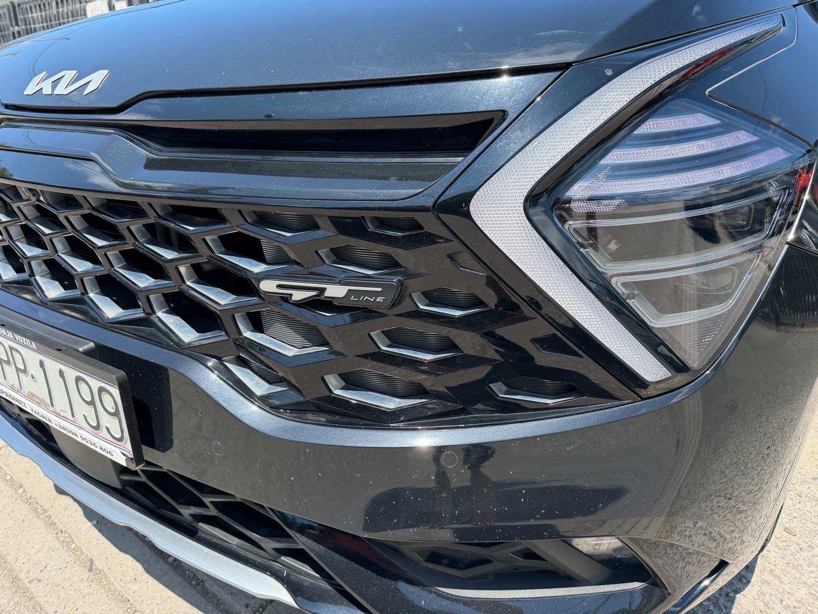 Kia Sportage 1.6 CRDI automatik FULL OPREMA / GT LINE / REG 1 GOD !!, fotografija 8