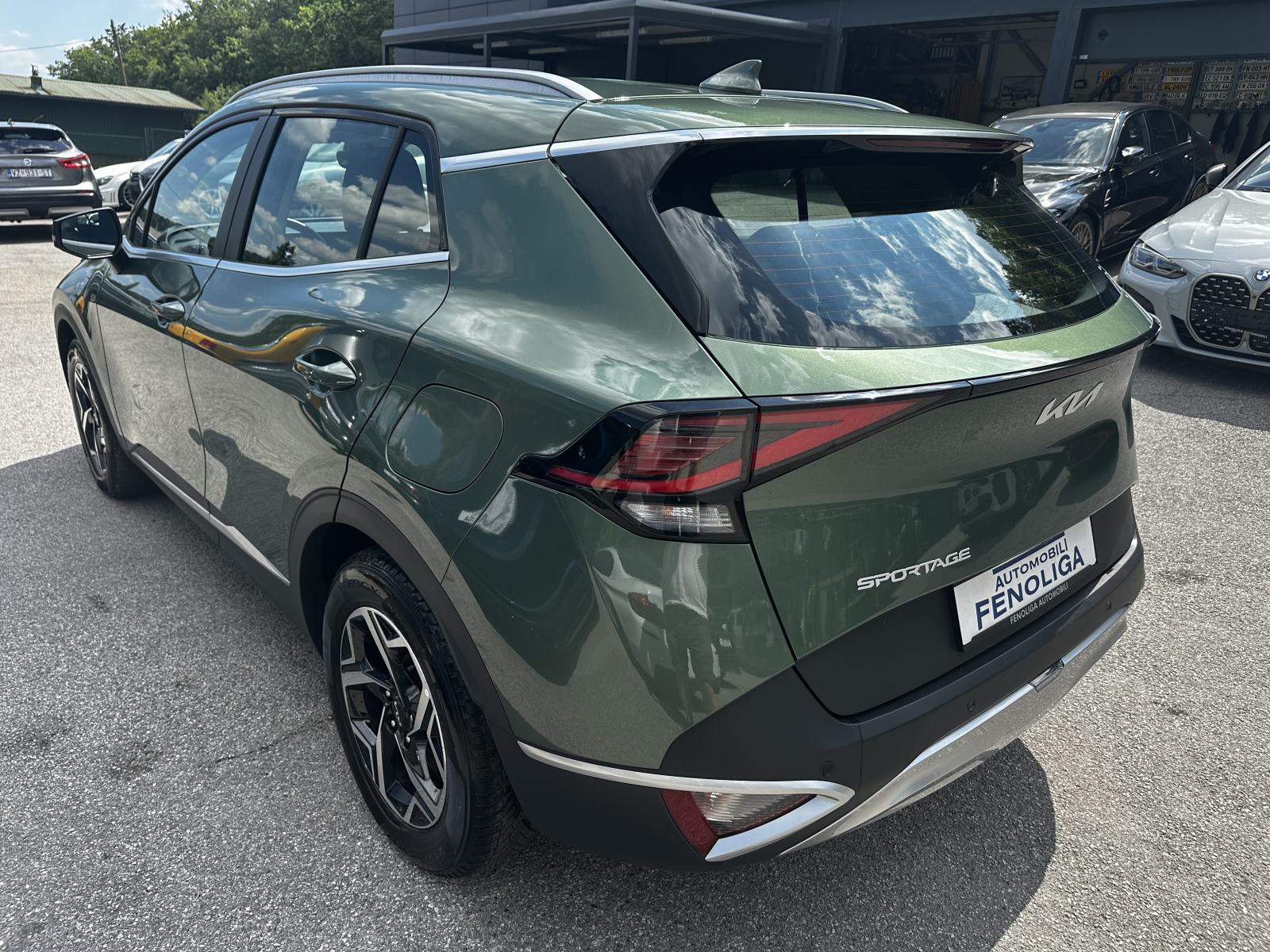 Kia Sportage 1.6 CRDI AUTOMATIK,JAMSTVO,KAMERA,RADAR,LED,U PDV-U!, fotografija 4