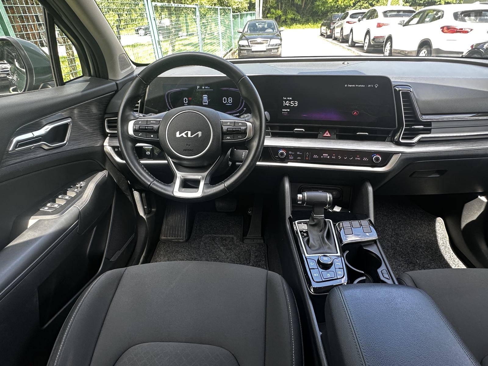 Kia Sportage 1.6 CRDI AUTOMATIK,JAMSTVO,KAMERA,RADAR,LED,U PDV-U!, fotografija 9