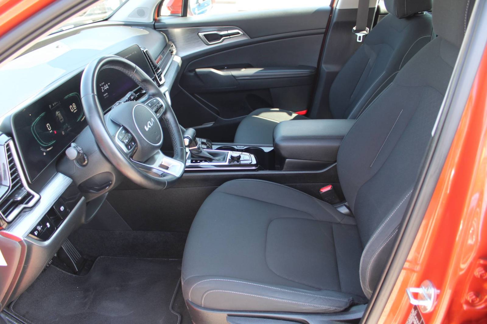 Kia Sportage 1.6 CRDi AUTOMATIK *LED, NAVIGACIJA, KAMERA*, fotografija 9