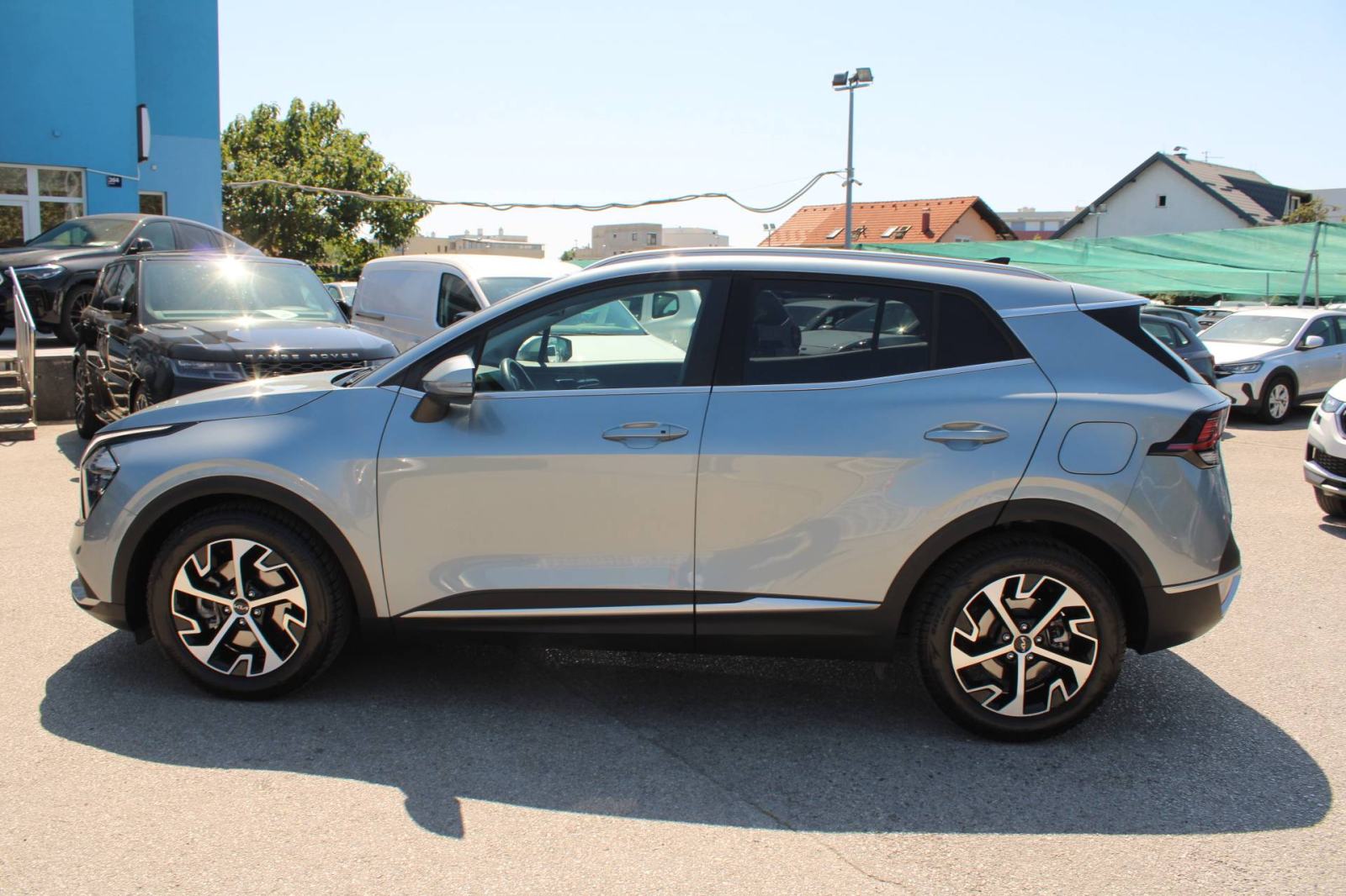 Kia Sportage 1.6 CRDi AUTOMATIK *LED, NAVIGACIJA, KAMERA*, fotografija 8