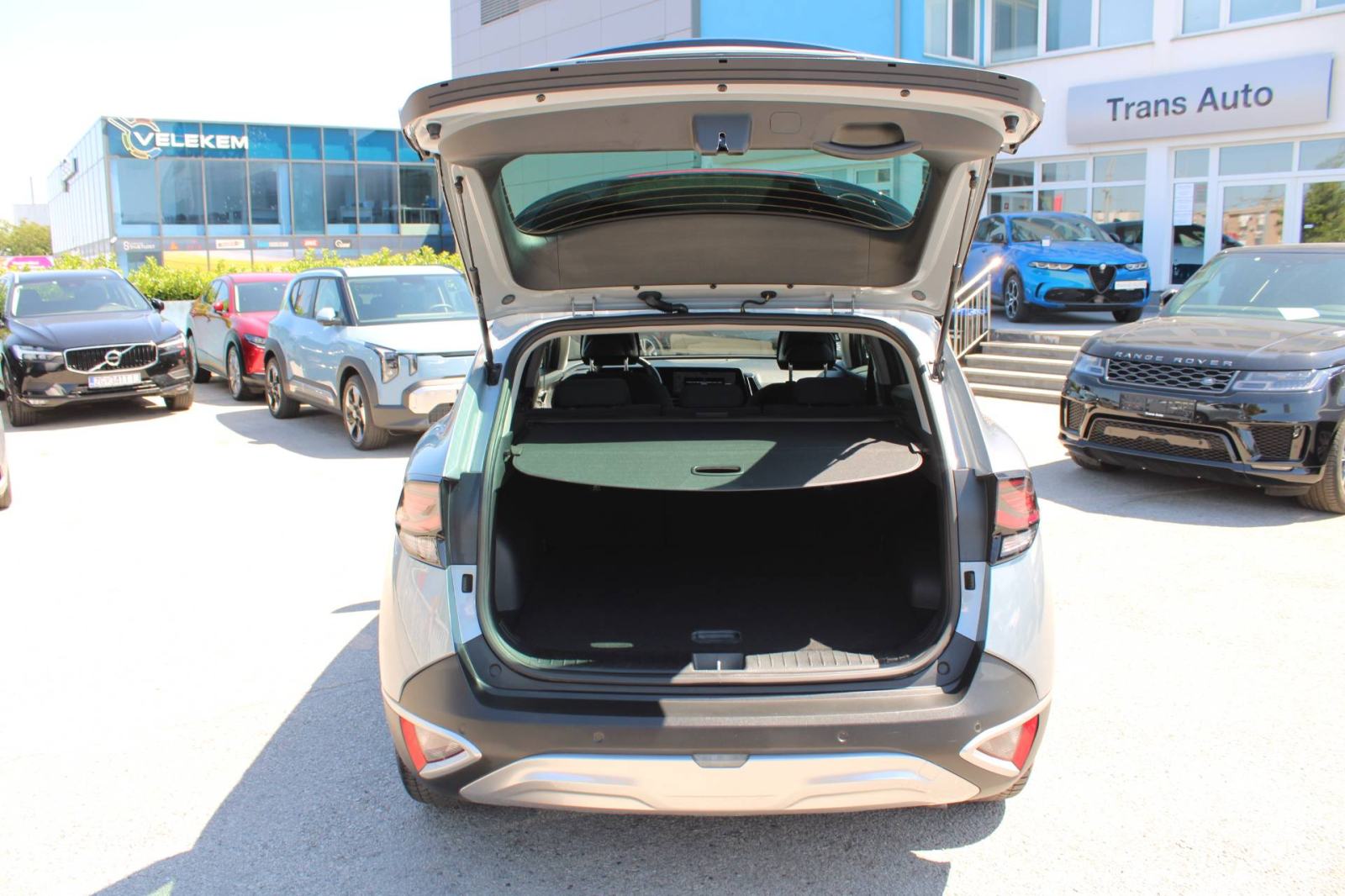 Kia Sportage 1.6 CRDi AUTOMATIK *LED, NAVIGACIJA, KAMERA*, fotografija 10