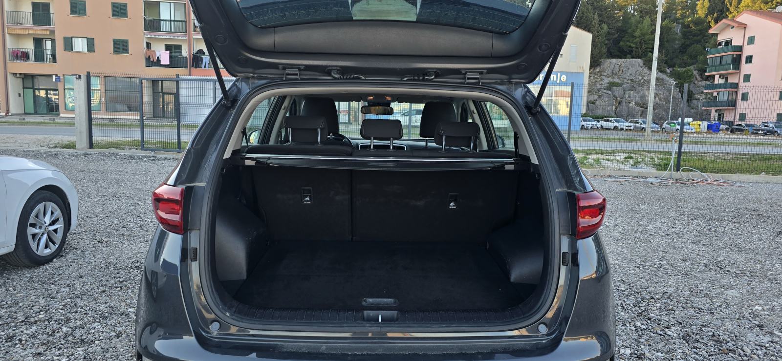 Kia Sportage 1.6 CRDI Business, fotografija 4