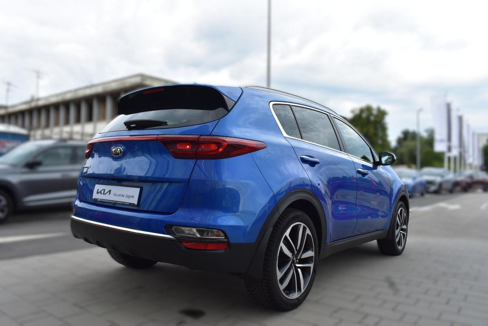 KIA Sportage 1.6 CRDI EX FRESH ISG,STRAŽNJA KAMERA, MULTFUNKCIJSKI UPR, fotografija 5
