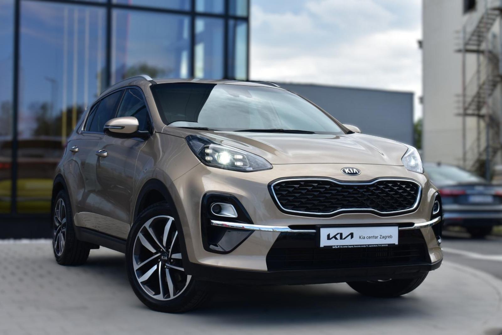 KIA Sportage 1.6 CRDI FRESH, NAVIGACIJA, STRAŽNJA KAMERA, BT, fotografija 3