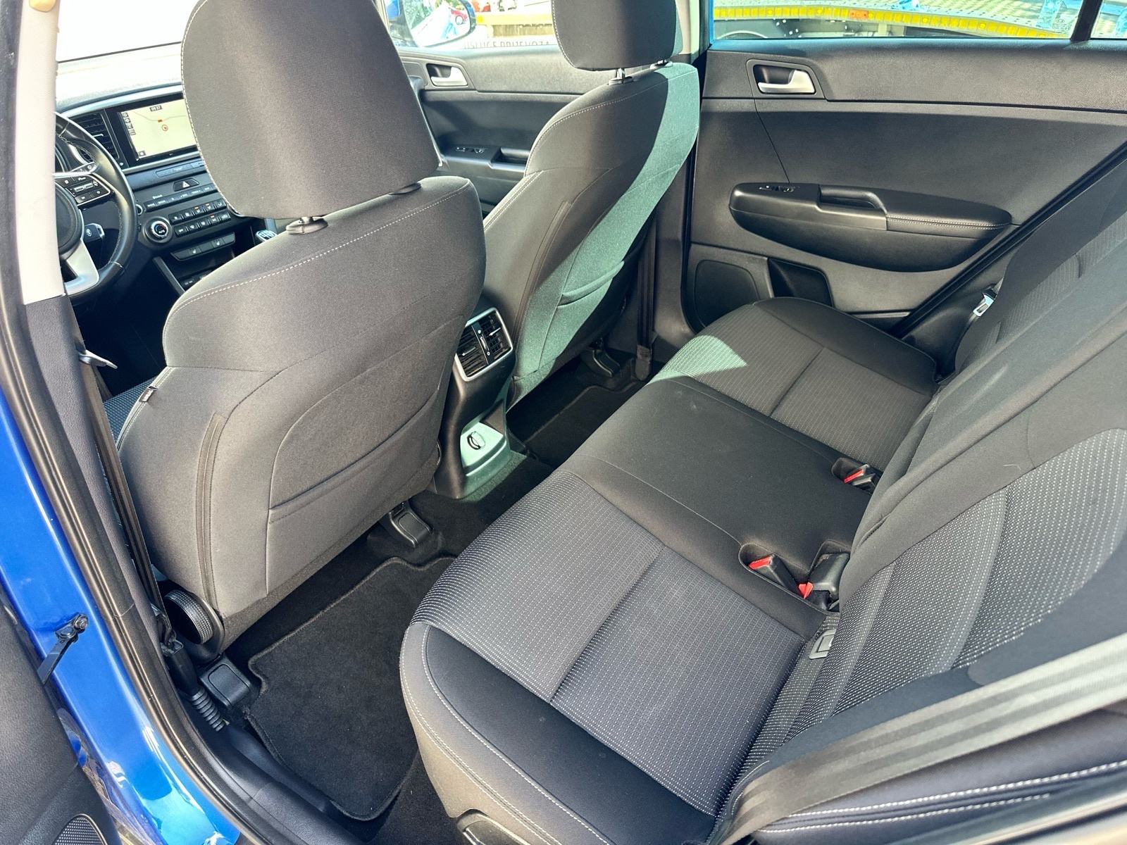 Kia Sportage 1.6 CRDI GT Line 2021 *servisna, fotografija 15