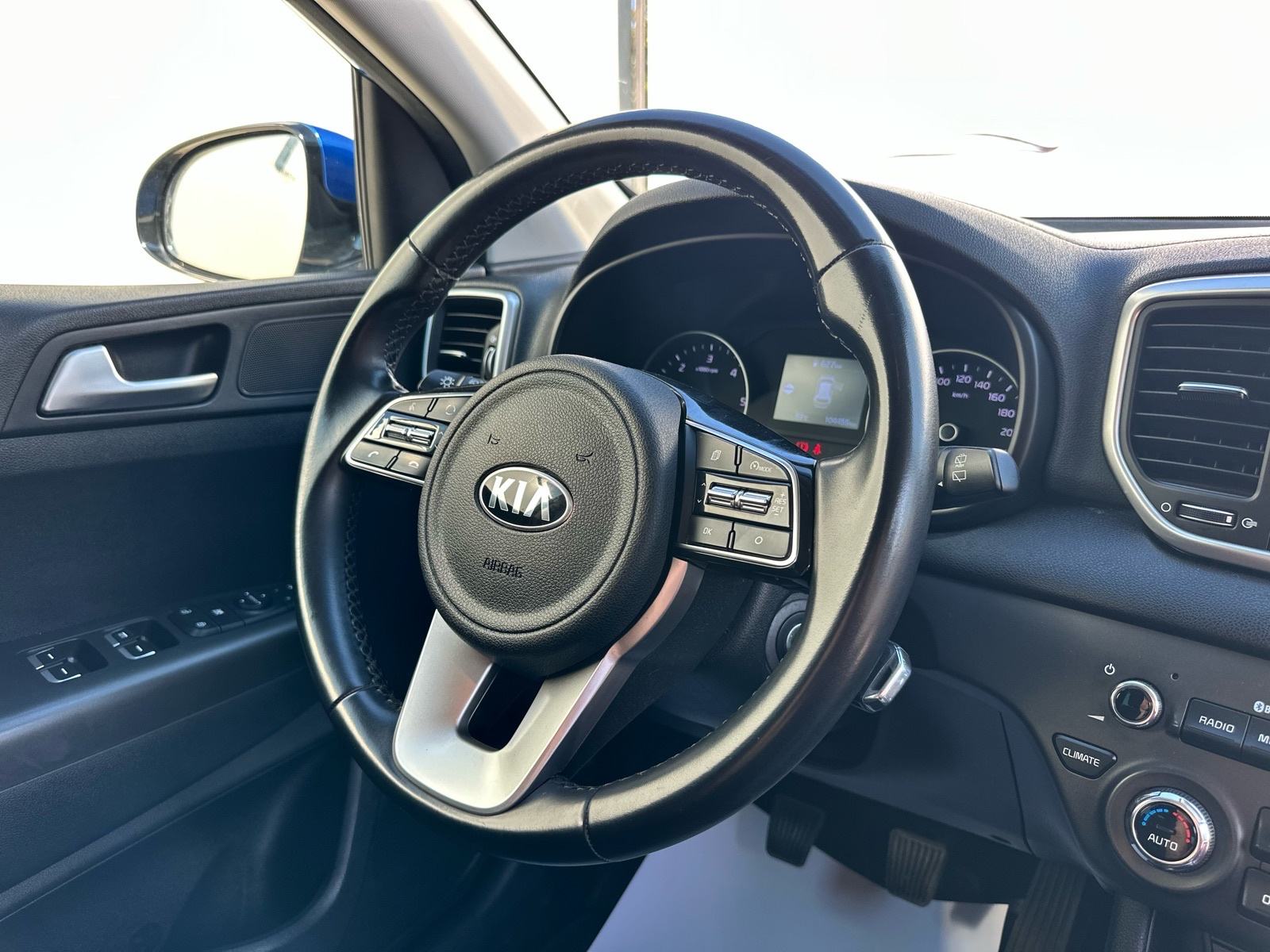 Kia Sportage 1.6 CRDI GT Line 2021 *servisna, fotografija 13