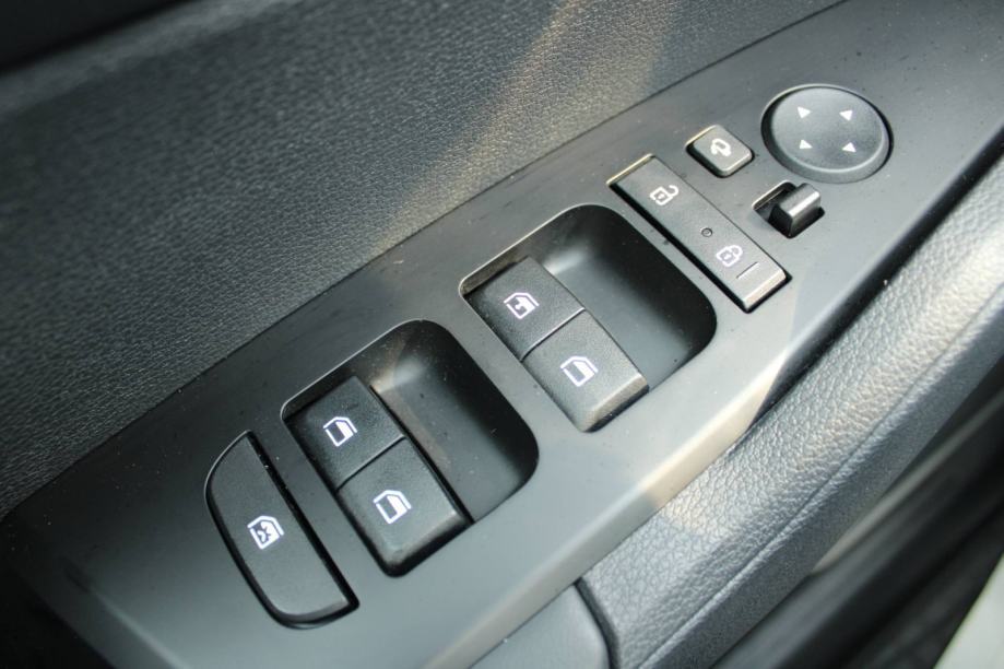 Kia Sportage 1.6 CRDI LEASING BEZ UČEŠĆA I BEZ JAMACA, fotografija 9