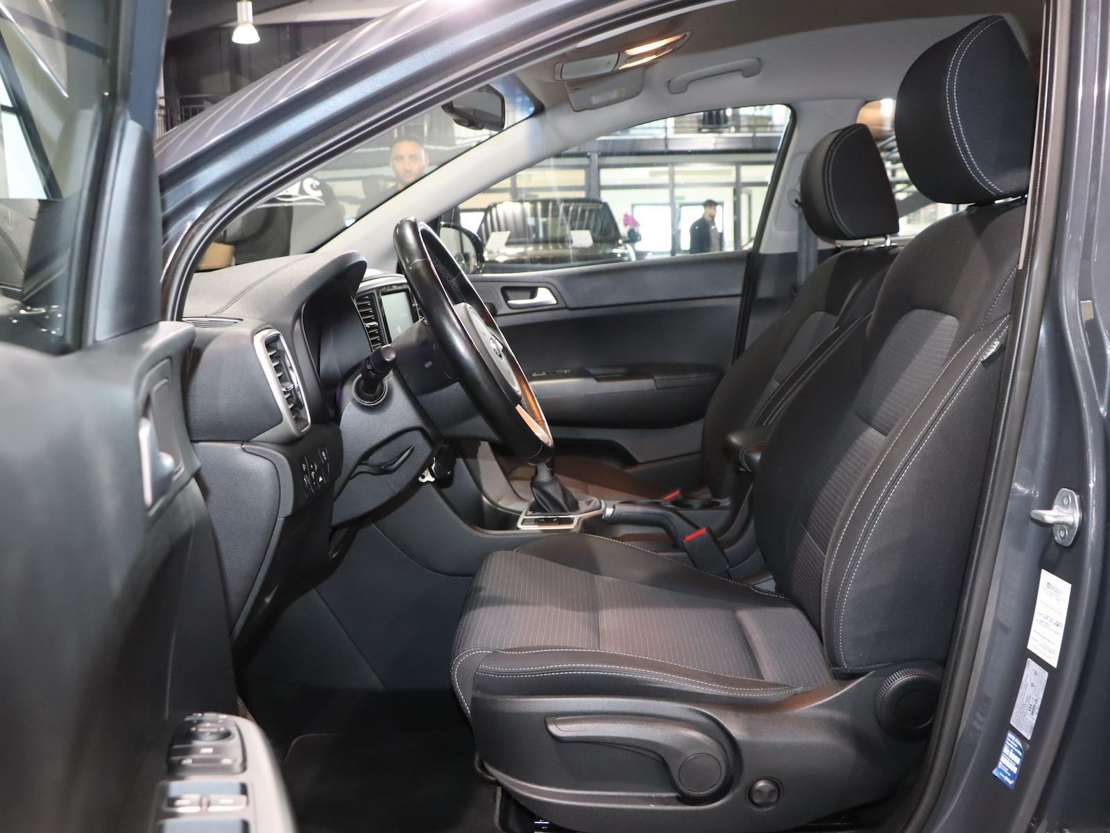 Kia Sportage 1.6 CRDi NAVI KAMERA APPLE ANDROID GRIJ.SIC.P+Z ALU 17, fotografija 12