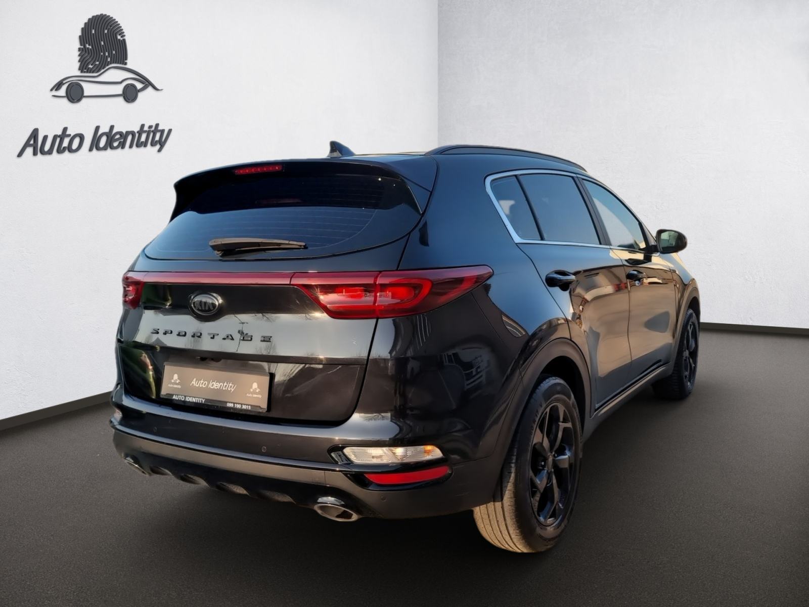 KIA SPORTAGE 1,6 CRDi BLACK DESIGN,REG. DO 5/2027, KAMERA,JAMSTVO, fotografija 6