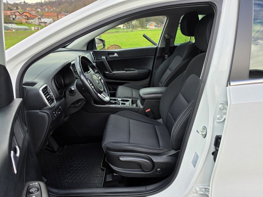 Kia Sportage 1,6 CRDi, fotografija 14
