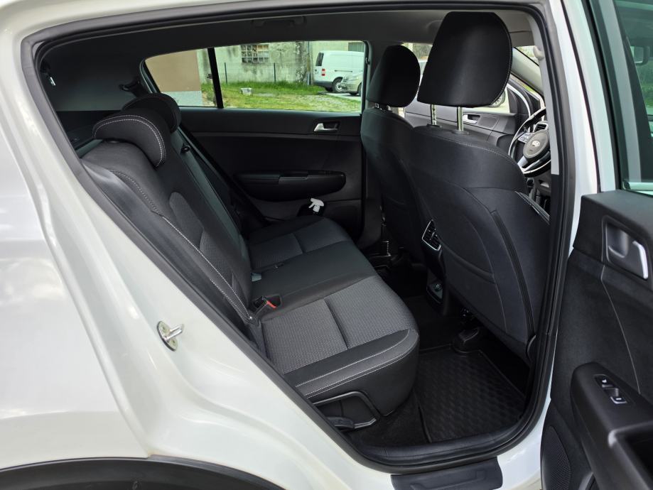 Kia Sportage 1,6 CRDi, fotografija 9