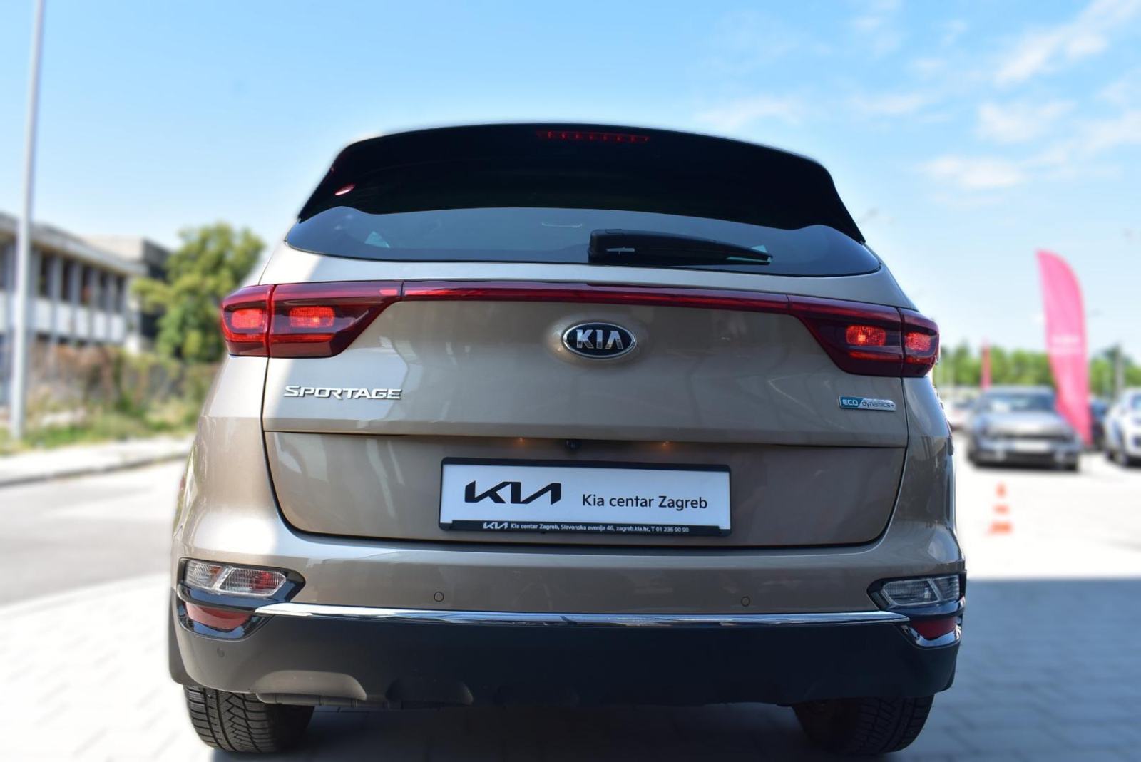 KIA Sportage 1.6 CRDI FRESH, BT, PROGRAM VOŽNJE, MULTIFUNKCIJSKI UPRAV, fotografija 8