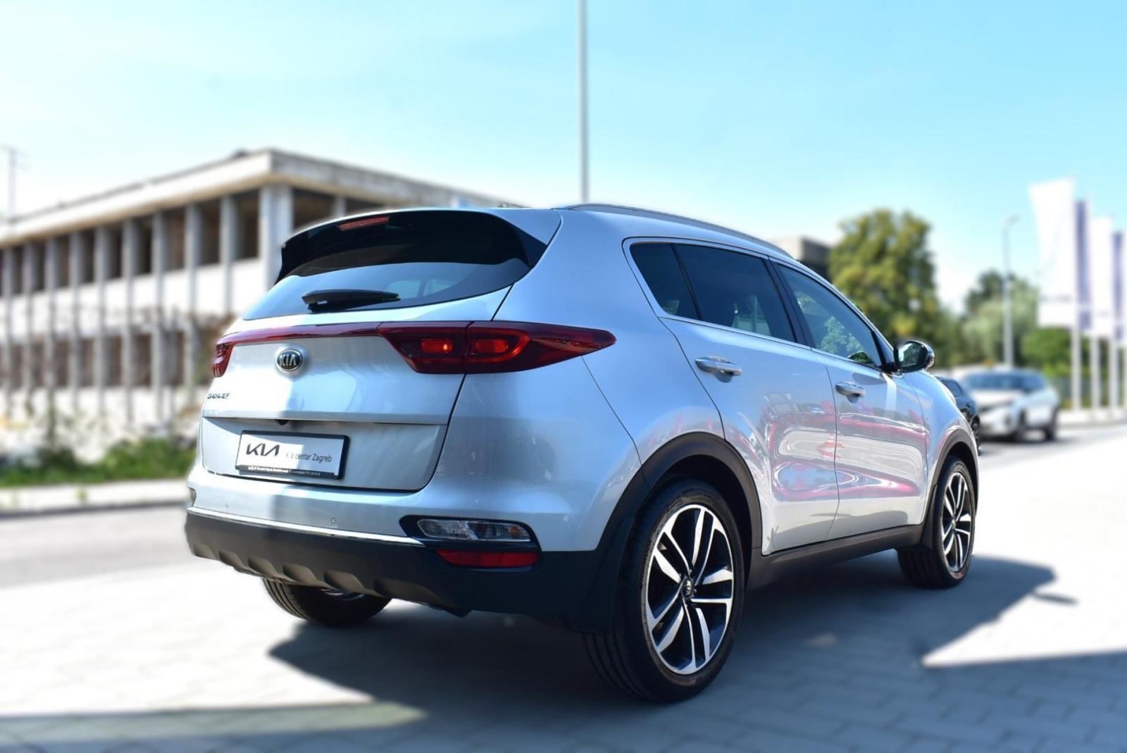 KIA Sportage 1,6 CRDI, NAV, KAMERA, TEMPOMAT, JAMSTVO, fotografija 6
