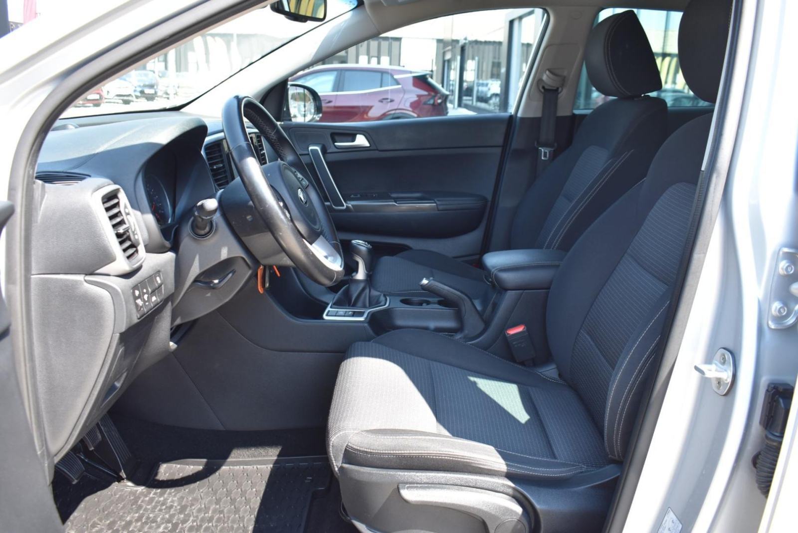 KIA Sportage 1,6 CRDI, NAV, KAMERA, TEMPOMAT, JAMSTVO, fotografija 15
