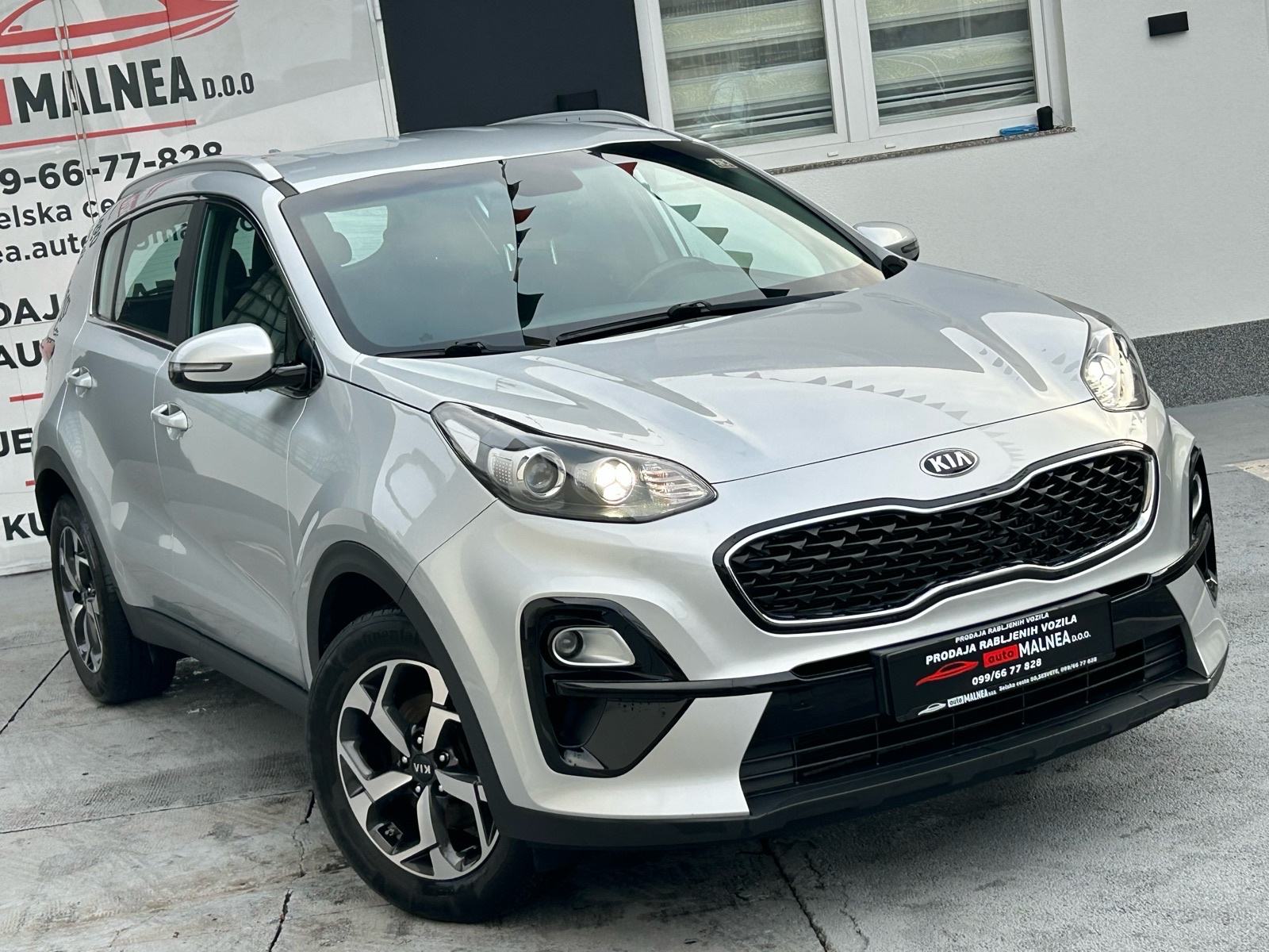 Kia Sportage 1,6 DISEL 2020G.REDIZAJN MODEL TVORNICKA GARANCIJA DO2027, pogled izvana - slika 2