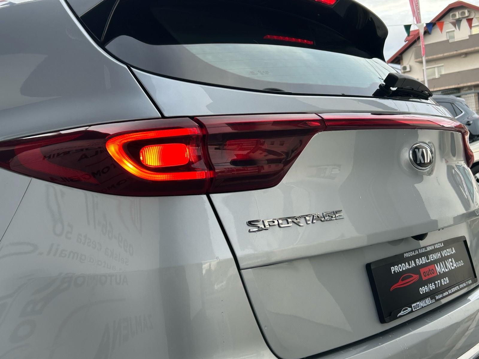 Kia Sportage 1,6 DISEL 2020G.REDIZAJN MODEL TVORNICKA GARANCIJA DO2027, fotografija 9