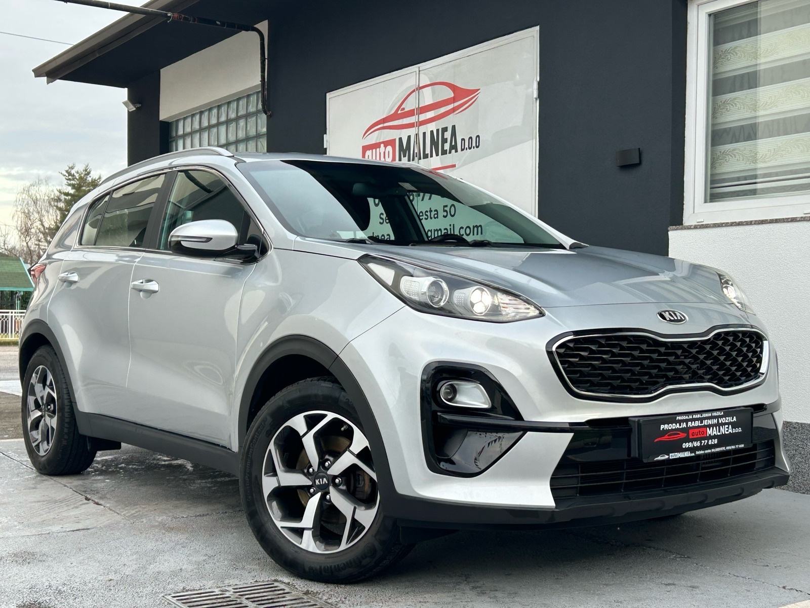 Kia Sportage 1,6 DISEL 2020G.REDIZAJN MODEL TVORNICKA GARANCIJA DO2027, fotografija 11
