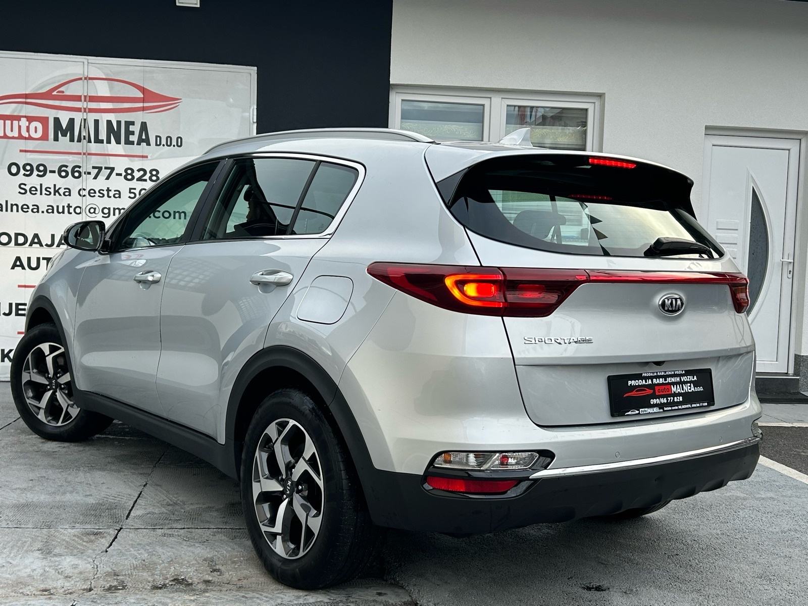 Kia Sportage 1,6 DISEL 2020G.REDIZAJN MODEL TVORNICKA GARANCIJA DO2027, fotografija 14