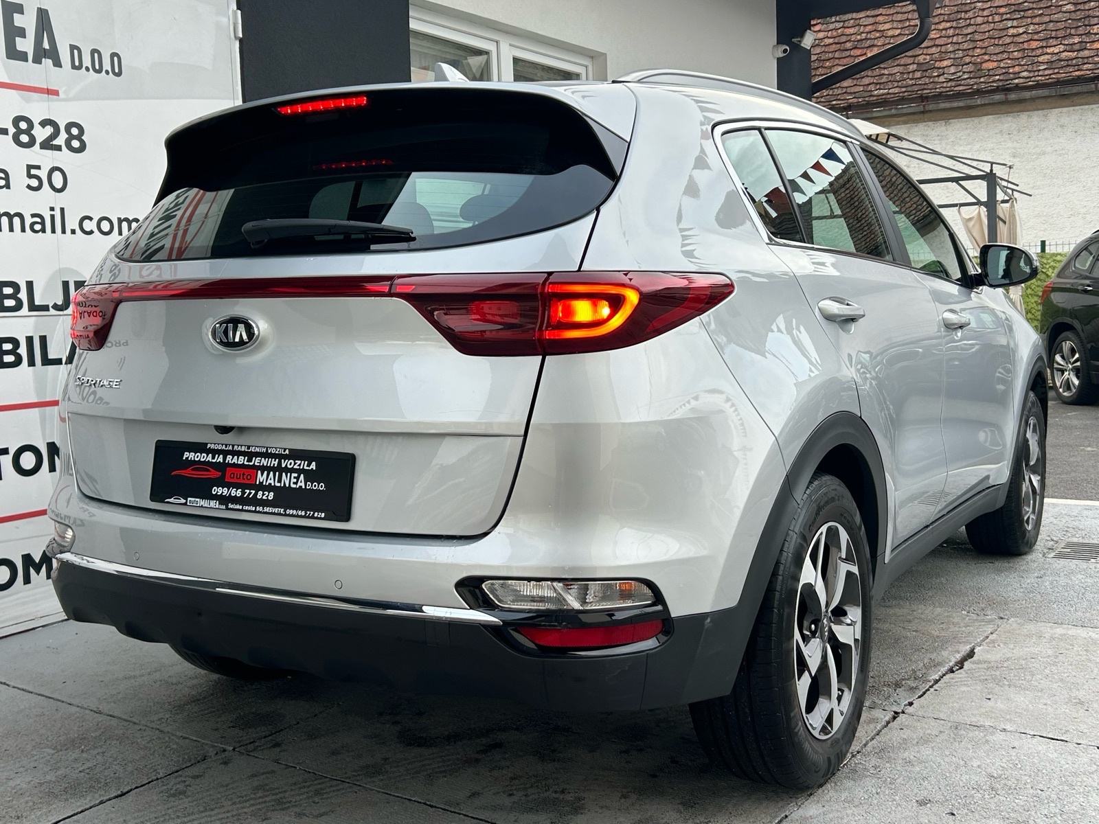 Kia Sportage 1,6 DISEL 2020G.REDIZAJN MODEL TVORNICKA GARANCIJA DO2027, fotografija 12
