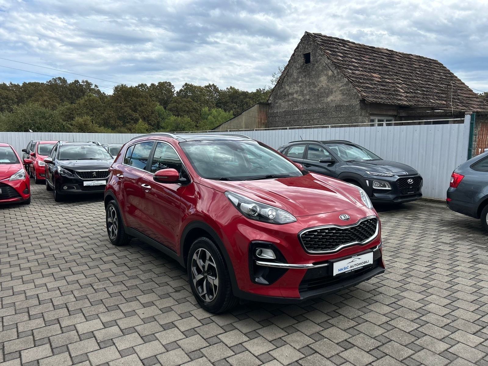 Kia Sportage 1,6 *garancija na km**panorama, led, kamera..**, fotografija 7