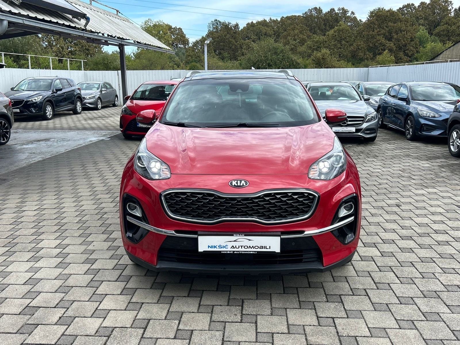Kia Sportage 1,6 *garancija na km**panorama, led, kamera..**, fotografija 8