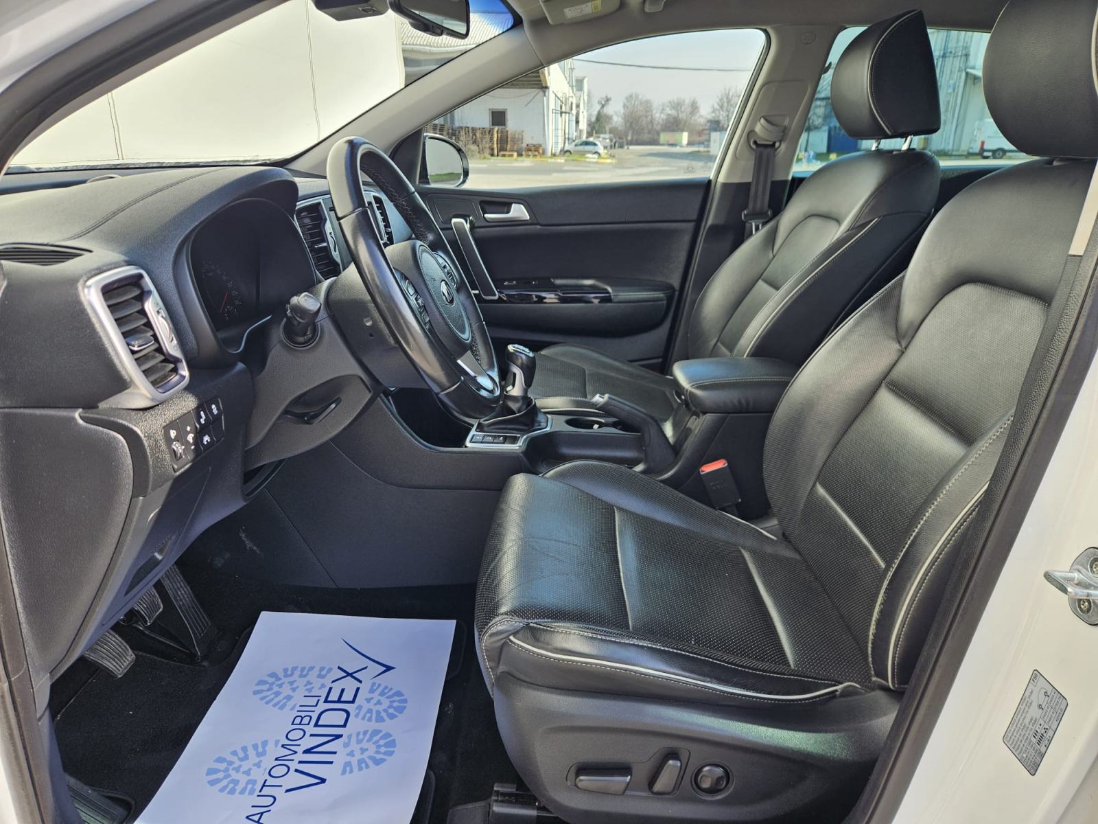 Kia Sportage 1,6 GDI Navi Keyless Servis napravljen, fotografija 9