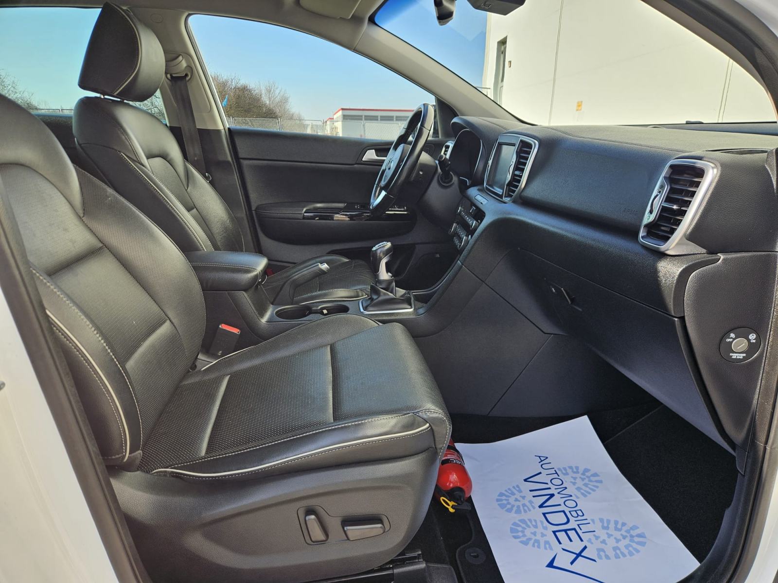 Kia Sportage 1,6 GDI Navi Keyless Servis napravljen, fotografija 10